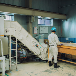 安田金属株式会社「裁断機」