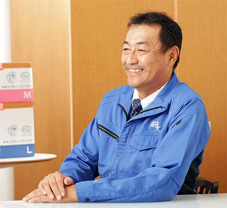 (株)ワラケン「代表取締役 青山 繁夫」